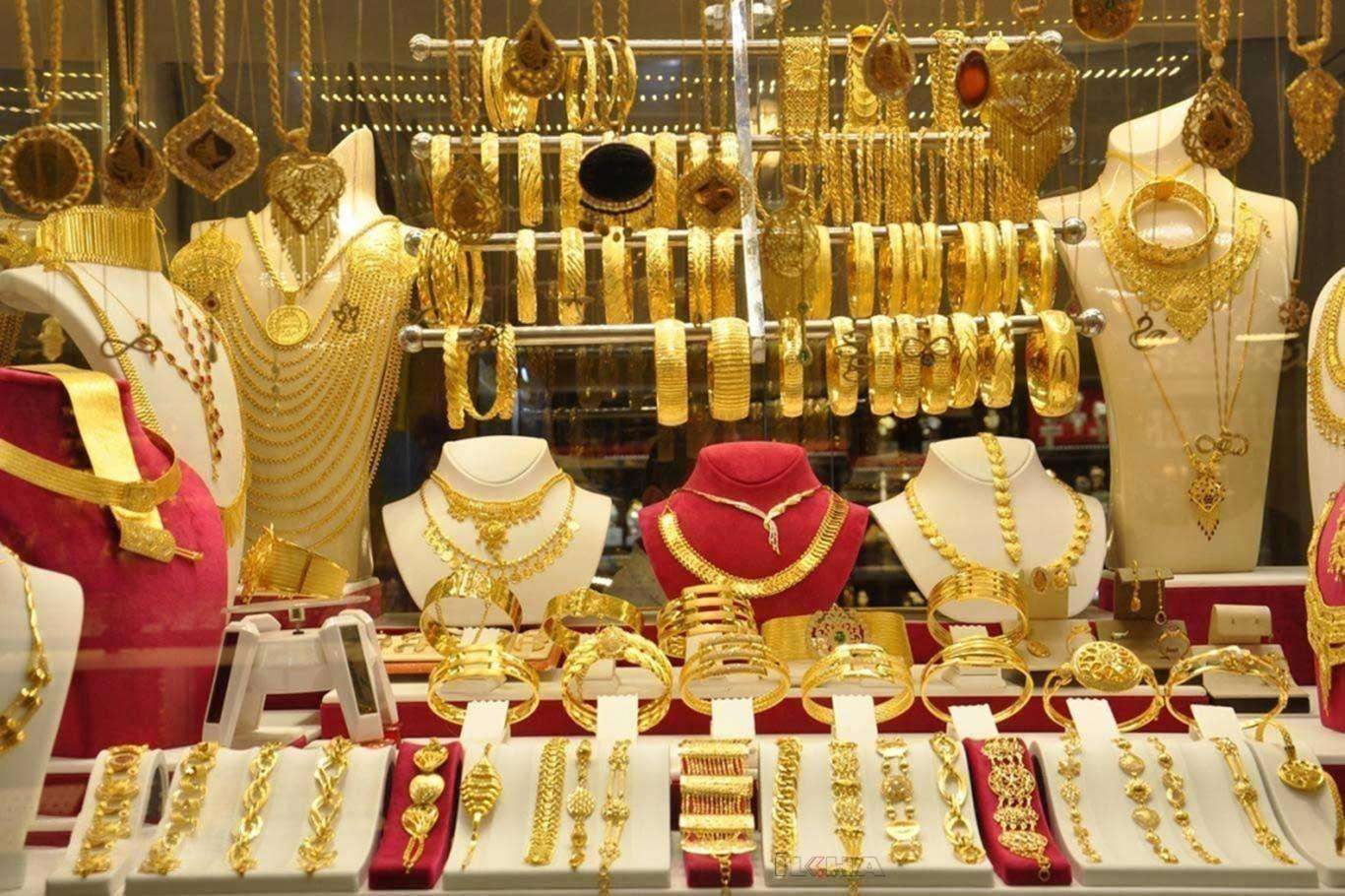 Gram altın 700 TL sınırını geçti Gram altın 700 TL sınırını geçti